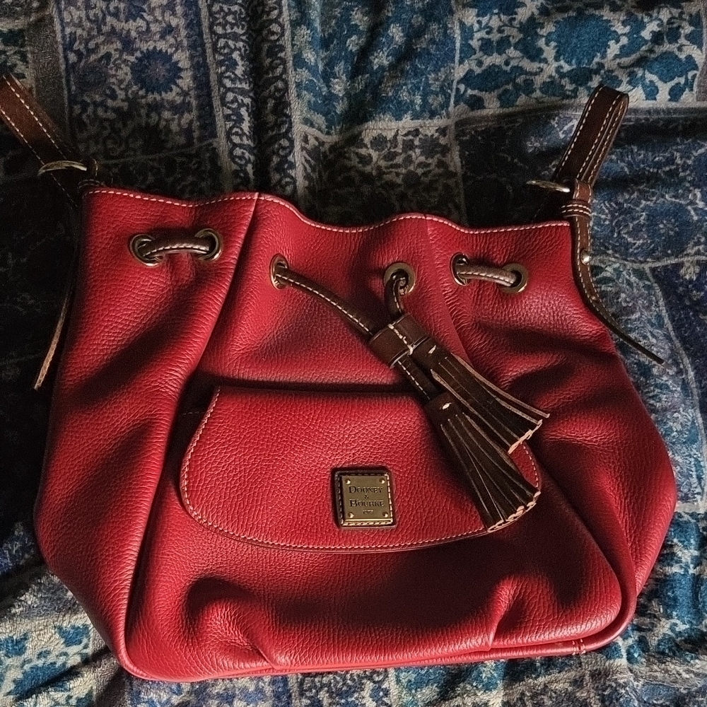 Dooney & Bourke Red Leather Women's Bag